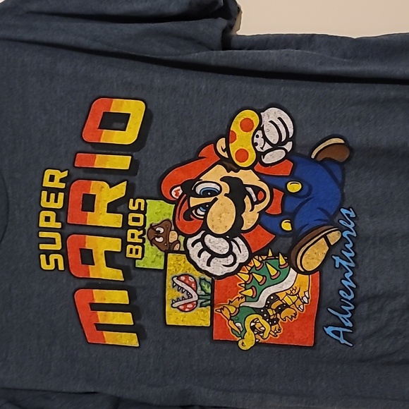 Mario Brothers tee EUC - Picture 2 of 6
